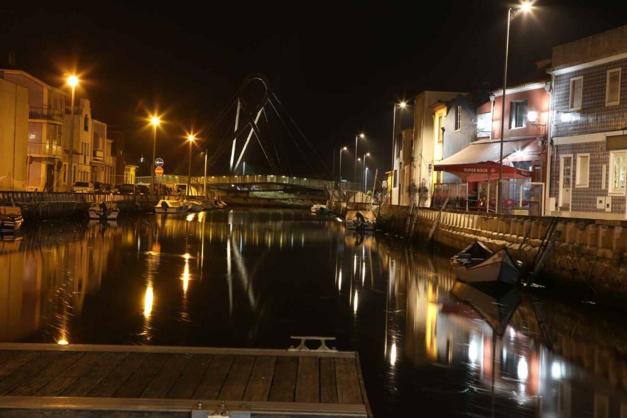 Aveiro'S Dock Apartments ภายนอก รูปภาพ